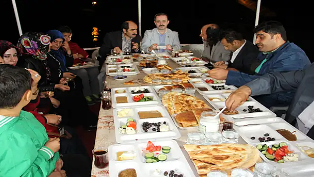 Tuşba Belediyesi TRT ŞEŞ'e Konu Oldu 