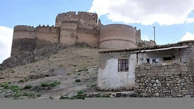 Sit Alanı Mağdurları Evlerini Tamir Edemiyor