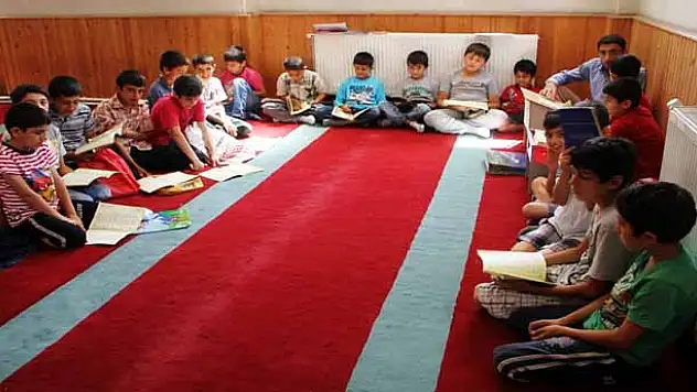 Yaz Kur-an Kurslarına Yoğun İlgi 