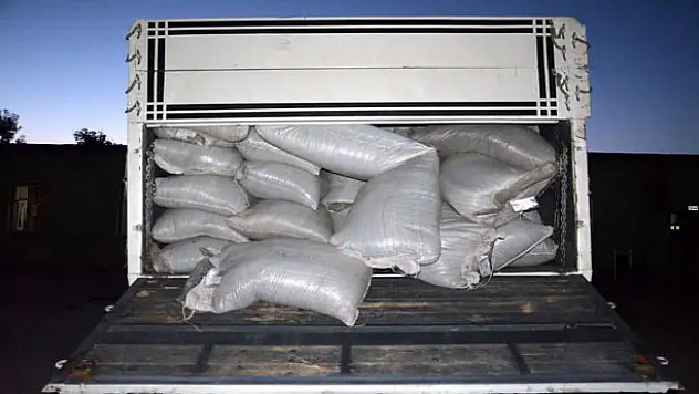 Van'da 99Ton Kaçak Kaç Ele Geçirildi