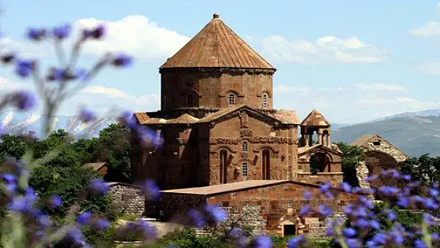 Ayin Bir Hafta Erkene  Alındı 