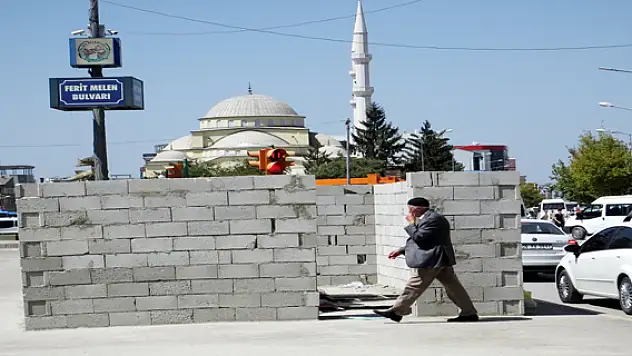 Bu Ucube Van'a Yakışıyor mu?