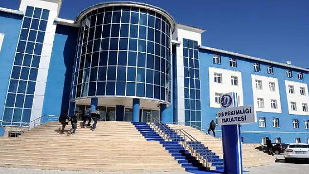 YYÜ 350 Bilim Adamını Ağırlıyor