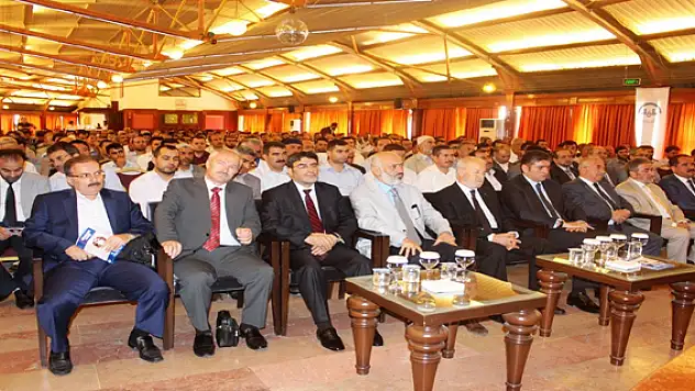 Diyanet Vakfı'ndan Bilgilendirme Toplantısı Yapıldı