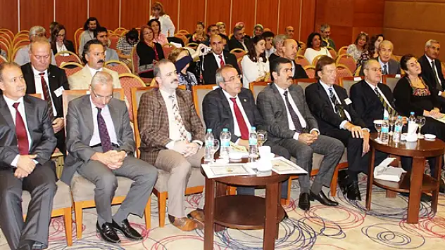 Tıp Etiği ve Tıp Hukuku Sempozyumu 