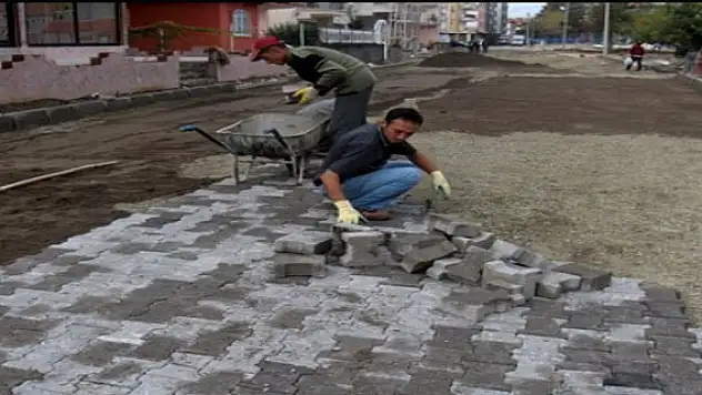 İpekyolu'na 200 Bin Metrekare Parke Taşı Döşenecek