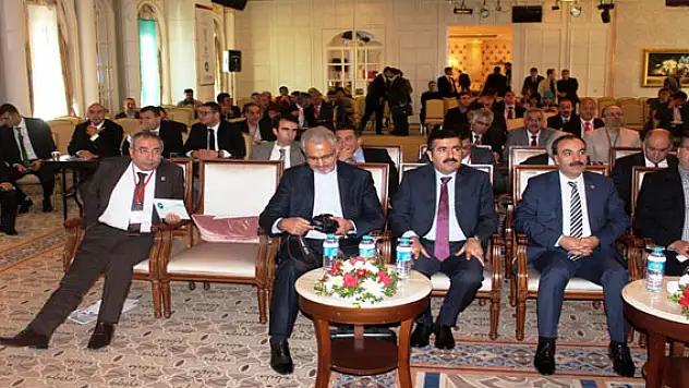 Türkiye- İran Forumu Başladı