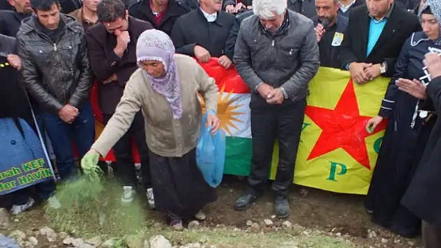 Emrah Kefin cenazesi Özalp'te toprağa verildi 