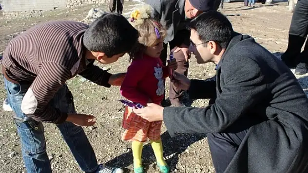 Özalp Özalp Kaymakamı ziyaretlerine devam ediyor