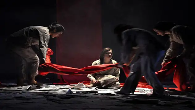 Kadın Ölüleri Oyunu Özalp'ta Sahne Alacak