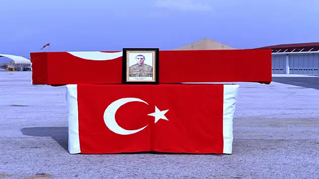 Şehit Asker Memleketine Uğurlandı