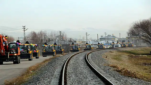 VASKİ 14 Aracını Görücüye Çıkardı
