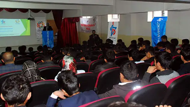 Van'da Okuyarak Aydınlanalım Projesi