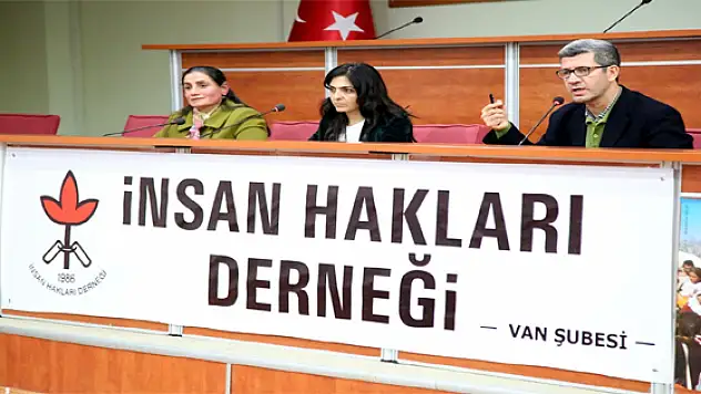 İnsan Hakları Haftasına ilişkin Panel Düzenlendi