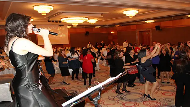 Kadınlar Rescate Otel'de Gönüllerince Eğlendi