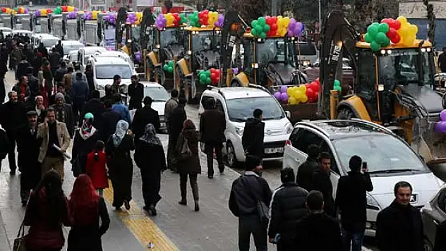 İpekyolu Belediyesine 30 Yeni Araç Daha 