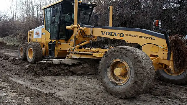 İpekyolu Belediyesi Yol Çalışmalarını Sürüyor