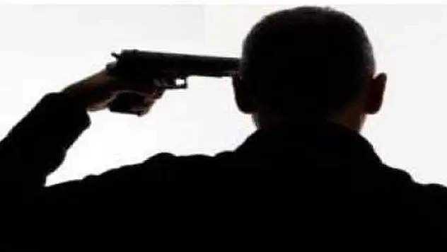 13 Yaşındaki Çocuk Silahla İntihar Etti