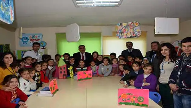 Tegev'li Çocuklardan Düşler Atölyesi Sergisi