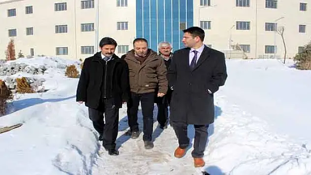 Kaymakam Hastaneyi Denetledi