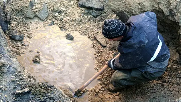İş Makinası Doğalgaz Borusunu Patlattı