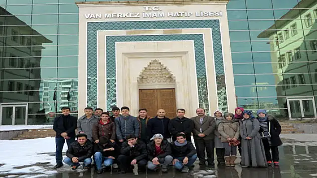 İmam Hatip Lisesi Avrupa'ya Açılıyor