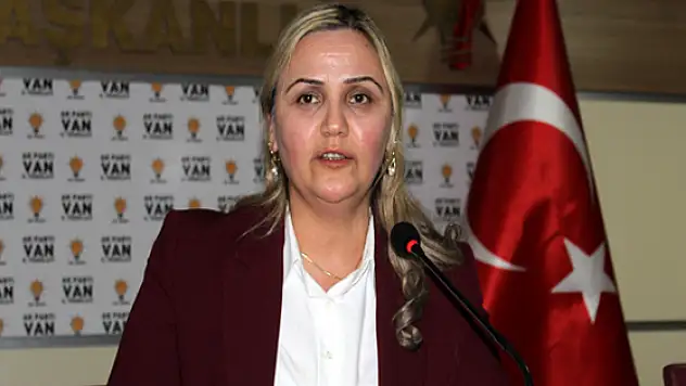 Demir Leydi Adaylık Başvurusunu Yaptı