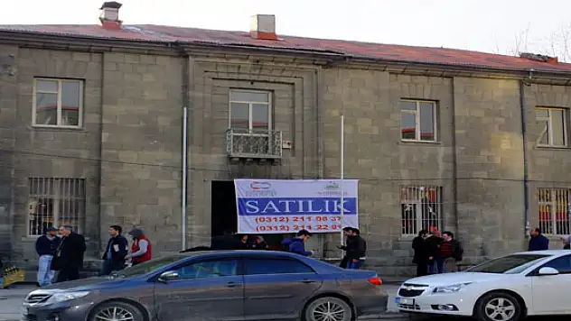 Devlet Tekel Binasına Sahip Çıktı