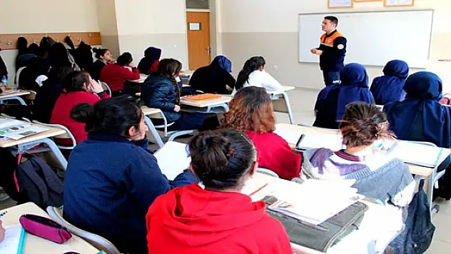 Afad Eğitimleri Devam Ediyor