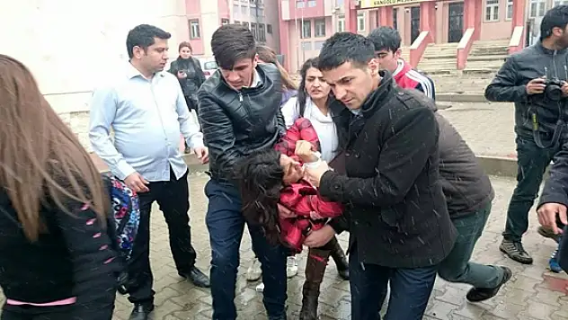 Vanda Polis Öğrenci Gerginliği