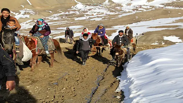 Başkale'de Yol Çilesi