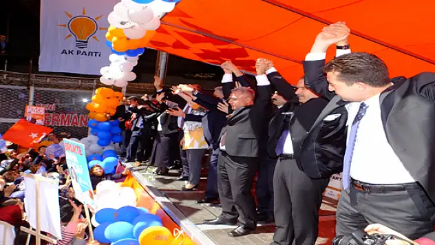 ADAYLAR GÖRÜCÜYE ÇIKTI