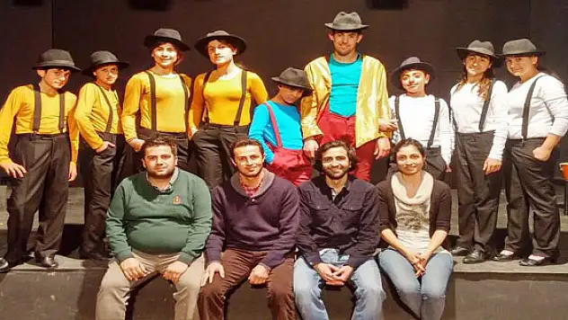 Van Devlet Tiyatrosundan Türkiyede Bir İlk