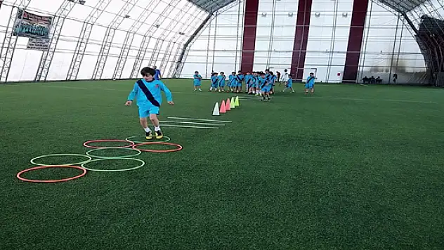 Futbol Akademisi Yeni Sezona Hazır