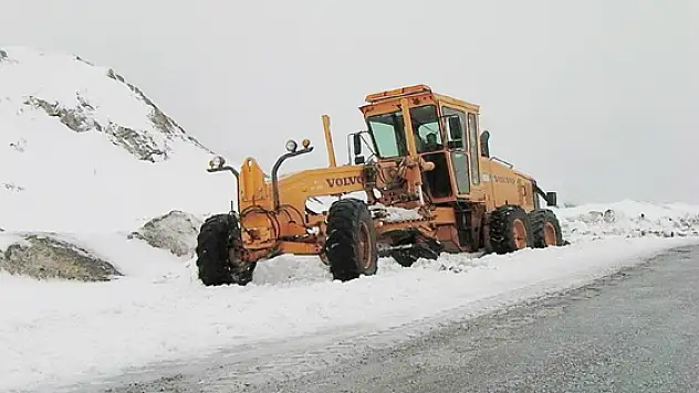 Van'da Mayıs Ayında Karla Mücadele  