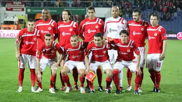 Efsane kulüp 4. lige düşürüldü!