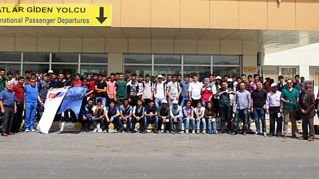 Öğrenci ve Öğretmenlerin Saha Gezileri Başladı