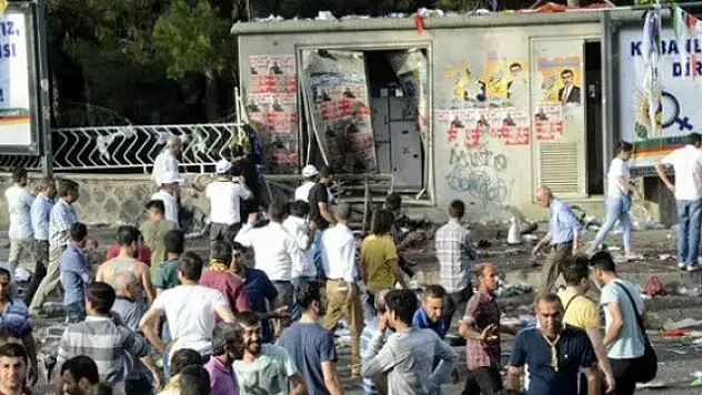 Diyarbakırdaki saldırıda ölenlerin sayısı 5e yükseldi