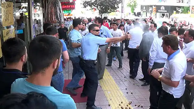 VANDA ESNAF KAVGASI