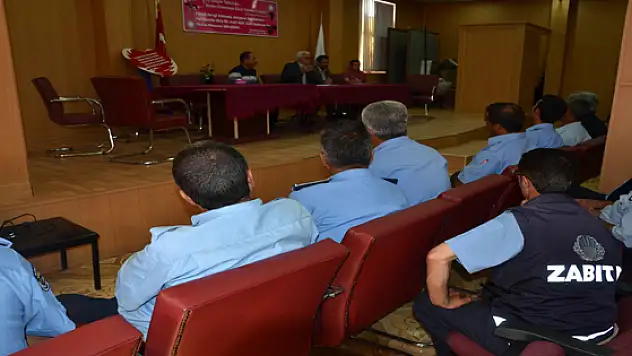 Erciş'te Zabıtaya Seminer Verildi