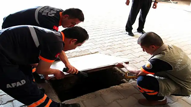 Afad KBRN Ekibi Başbakana Eşlik Etti