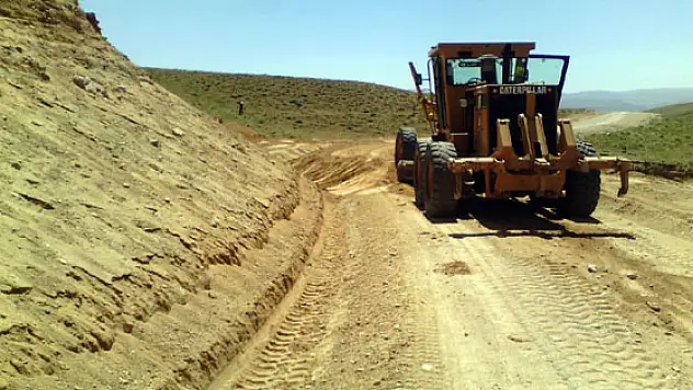 Büyükşehir Yol Yapımına Yoğunlaştı