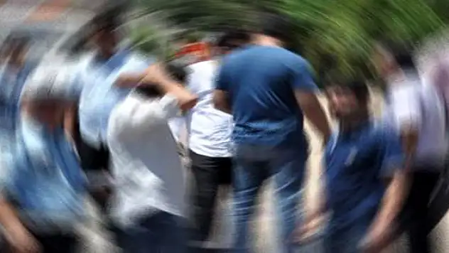 Van'da Park Kavgası: 3 Yaralı