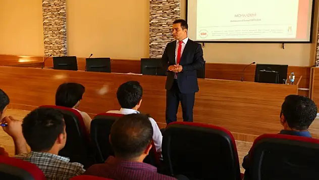  Edremit Belediyesinden Proje Yazma Eğitimi