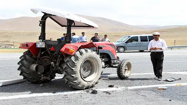 Traktör Takla Attı: 2 Yaralı