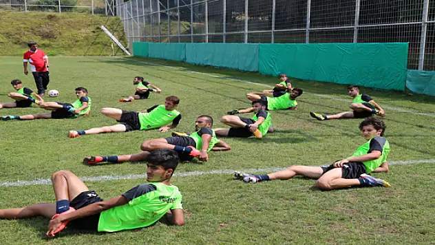 Büyükşehir Belediyesporun Bolu Kampı Devam Ediyor