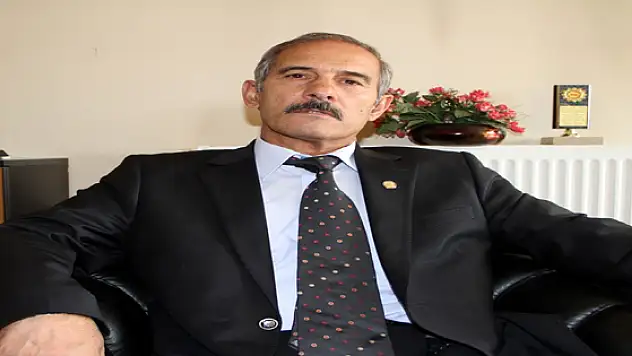 Türkiye'de STK'lar Gözden Geçirilmeli