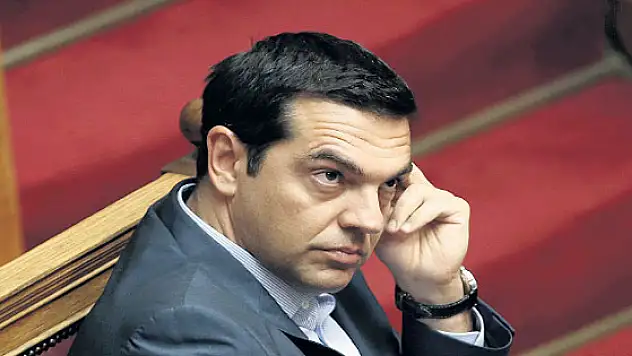 Başbakan Nazım Hikmetin Şiiri İle İstifa Etti