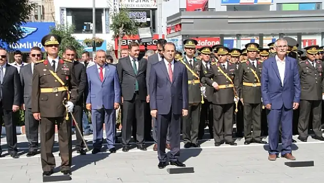 Van'da 30 Ağustos Zafer Bayramı 