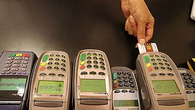 Kredi kartına taksit sayısı 12 aya çıkıyor!